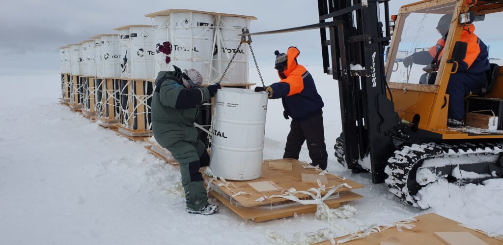 Деятельность 